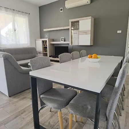 Jasna プリヴラカ