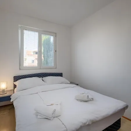 アパート Jasna プリヴラカ