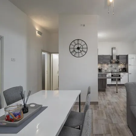 アパート Jasna プリヴラカ